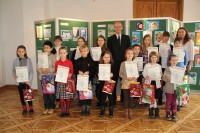 Laureaci konkursu na bożonarodzeniową kartkę świąteczną...