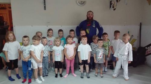 36531111_1735872273170597_1392213623228596224_n