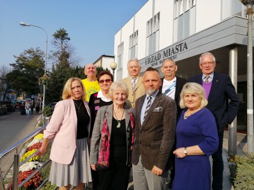 25 października 2019