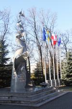 Pomnik 1 PLM "Warszawa"