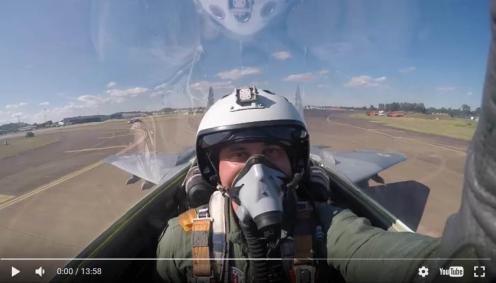 W kokpicie MiGa-29 z kapitanem Adrianem Rojkiem